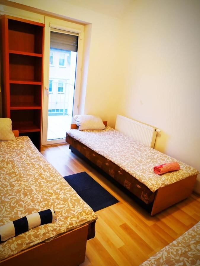 Хостелы Hostel Kaszmirowy Варшава-20